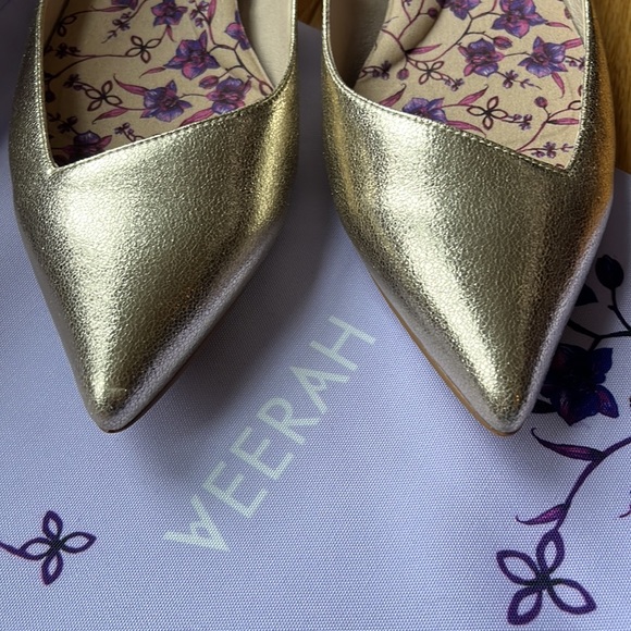 Veerah Vicki Flats, Gold Rush, size 8.5 (vegan luxury shoes) - Picture 3 of 6